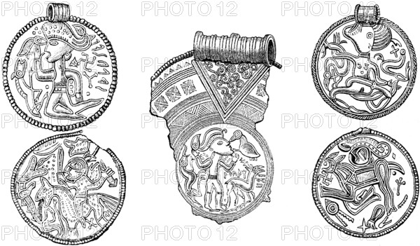 Bracteates, old coins or medals that were exchanged as valuables, made of wood or metal, Germanic