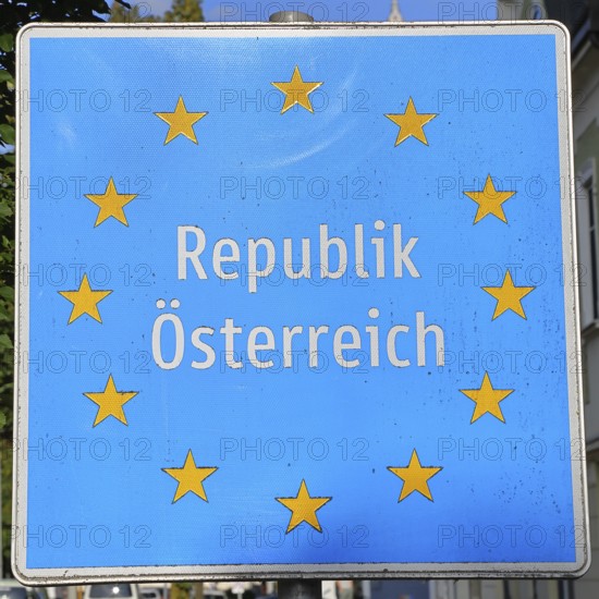 Customs sign at the external border of the Republic of Austria on the border between the Salzburger