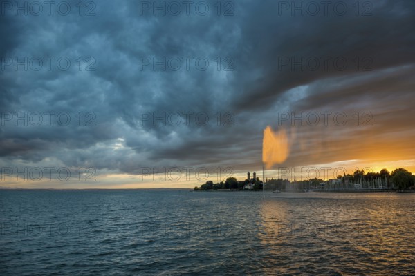 Sunset, Friedrichshafen, Lake Constance, Baden-Württemberg, Germany, Europe