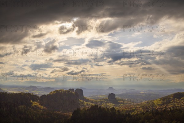 View of the Schrammstein chain, the Falkenstein and the Lilienstein from the Carolafelsen, Bad