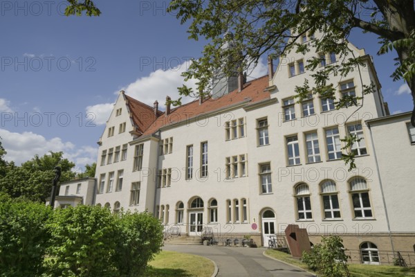 Old building, Vivantes Auguste-Viktoria-Klinkum, Thorwaldsenstraße, Schöneberg, Berlin, Germany,