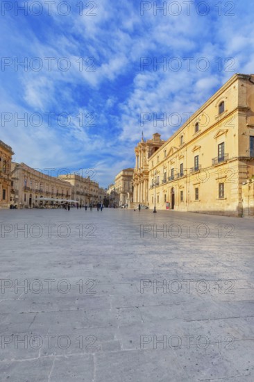 Piazza Duomo, Ortygia, Syracuse, Sicily, Italy, Europe