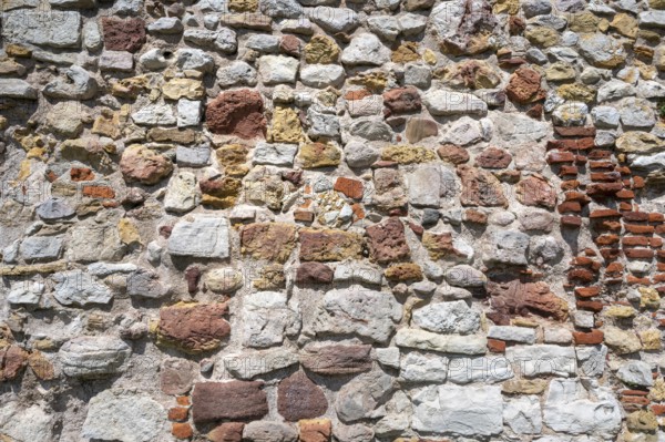 Wall stones with different types of stone, full-size, Staufen Castle ruins, Staufen im Breisgau,