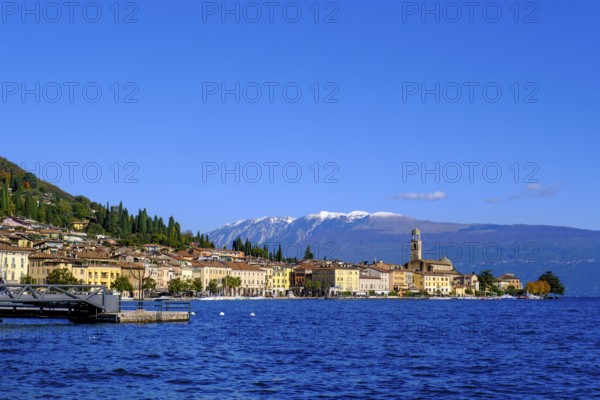 Lungolago, lakeside promenade, Salo, Lake Garda, Lago di Garda, Lombardy, Italy, Europe