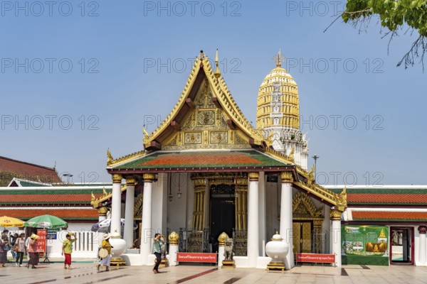 The Buddhist temple Wat Phra Si Rattana Mahathat in Phitsanulok, Thailand, Asia