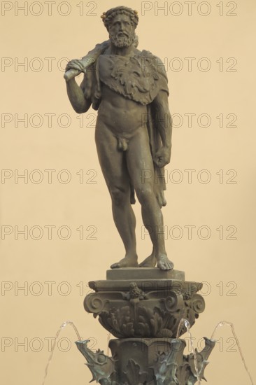 Hercules Fountain with figure of Hercules in the Römerhöfchen, courtyard, fountain, figure,