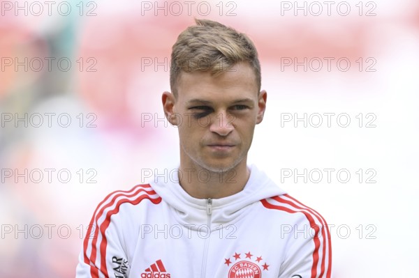 Joshua Kimmich FC Bayern Munich FCB (06) black eye, violets, Allianz Arena, Munich, Bavaria,