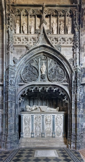 Tomba of Lodovico II di Saluzzo also Ludovico II del Vasto, burial place in French flamboyant