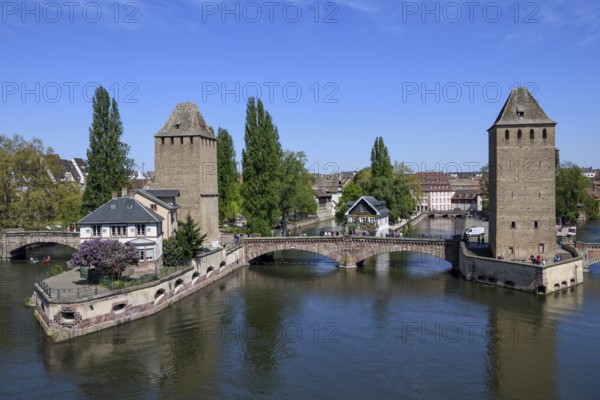 Ponts Couverts Bridge with the Heinrich Tower and the Hans von Altheim Tower, Old Town or Grand