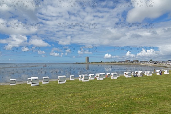 Beach chairs, green beach, high-rise building, Büsum, Schleswig-Holstein, Germany, Europe