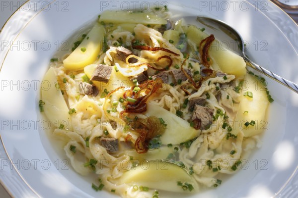 Swabian cuisine, Gaisburger Marsch, Verheierte, Kartoffelschnitz and Spätzle, Böckinger