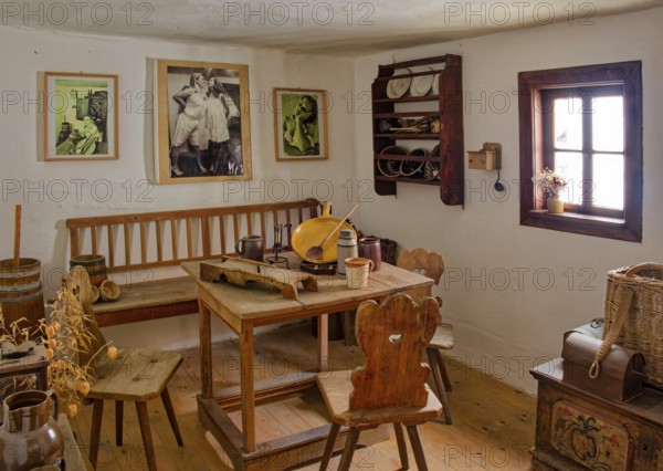 Miller's flat, Museum Wassermühle Höfgen near Grimma, interior, Saxony, Germany, Europe