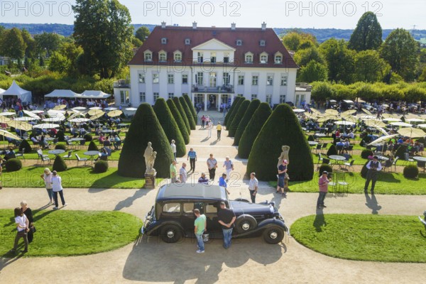 DEU Sachsen Radebeul (© Sylvio Dittrich +49 1772156417) Concours d'Élégance The classic car show of