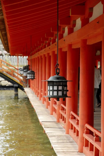 Lanterns, Shinto Shrine, Shintoism, Itsukushima Shrine, Itsukushima jinja shrines, Miyajima, Japan,