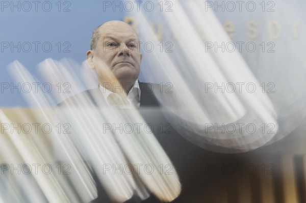 Olaf Scholz (SPD), Federal Chancellor, recorded at a federal press conference on current domestic
