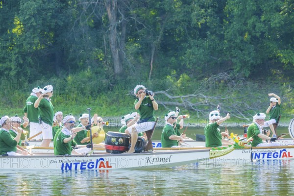 Pleasure gondolas in 1719 The 300th anniversary of the prince's wedding in 1719 was celebrated in