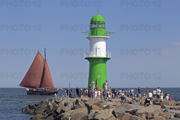 Sailing ship, pier light, Unterwarnow, Hanse Sail, Warnemünde, Rostock, Mecklenburg-Western