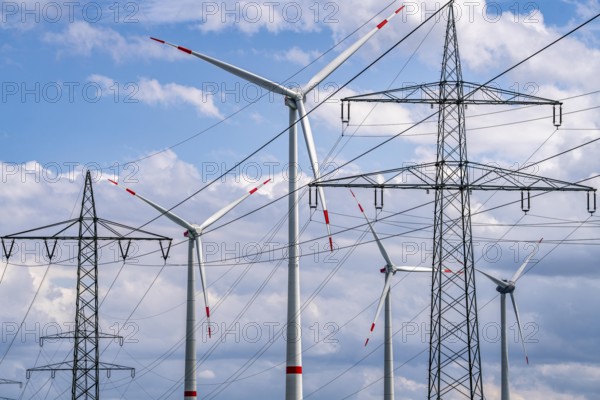 Wind farm north-east of Marsberg, Hochsauerlandkreis, high-voltage line, electricity pylons, North