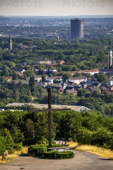 View of Oberhausen with the gasometer, from the Haniel spoil tip, summit cross at the altar of the