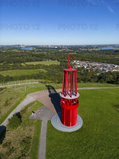 Rheinpreussen spoil tip in Mörs, spoil tip sign Das Geleucht, light installation, over the Rhine
