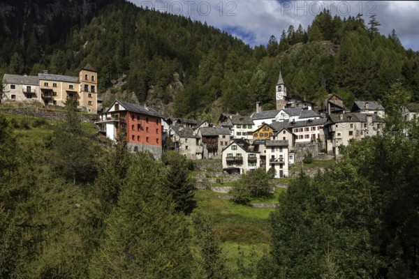 Mountain village of Fusio, Val Lavizzara, Canton Ticino, Switzerland, Europe