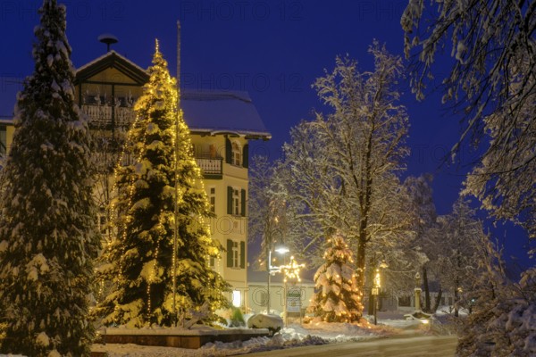 Town hall with Christmas lights, Christmas, twilight, snow, winter, Bad Heilbrunn, Upper Bavaria,