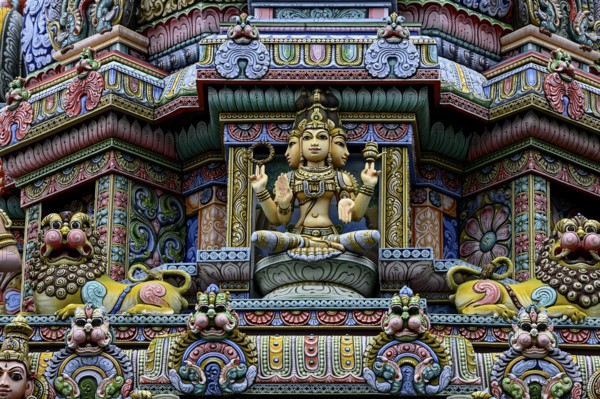 Detail of the facade of the Sri Maha Mariamman Temple, Hindu temple, Silom Road, Bangkok, Thailand,