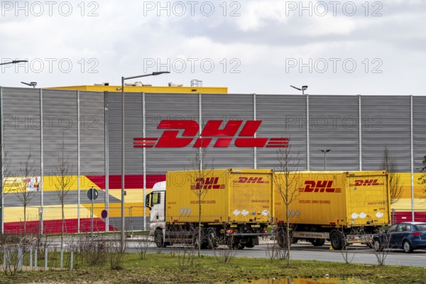 DHL Logistik Zentrum am O-Werk, former administration building of the Opel plant in Bochum, part of