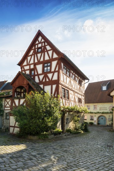 Medieval wine-growing village with half-timbered houses, Sommerhausen, Mainfranken, Lower