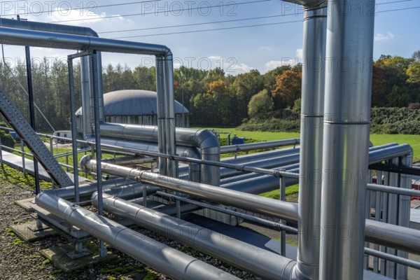 Biogas storage, pipelines of the Reterra biogas plant, biogas is produced in a fermenter over a