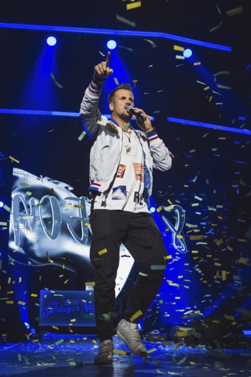 Stereoact at the Schlagernacht des Jahres live on Das Original Tour in the Berlin Uber Arena on 16