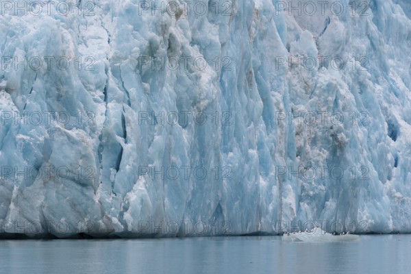 Glacier edge of Monacobreen, Liefdefjord, Woodfjord area, Spitsbergen Island, Svalbard and Jan