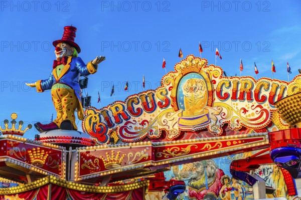 Clown figure in the round and high ride Circus Circus, Oktoberfest, Festwiese, Theresienwiese,
