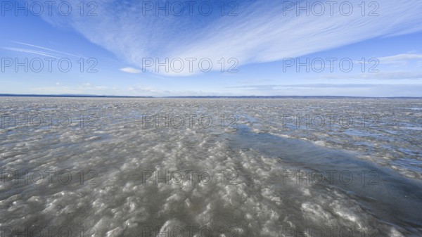 Frozen lake, ice and structures, Podersdorf am See, Lake Neusiedl, Burgenland, Austria, Europe