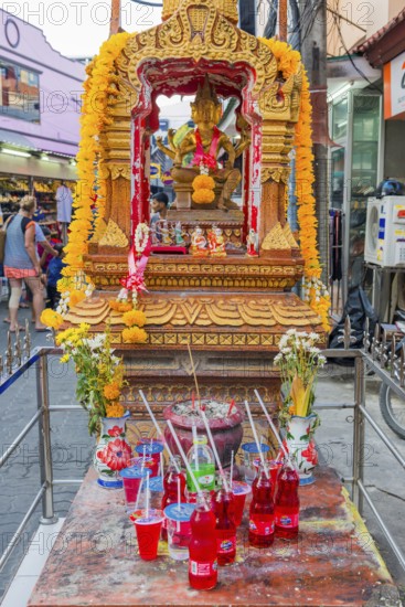 Small Buddhist temple with offering, religion, Buddhism, worship, God, Buddha, Asian, history,