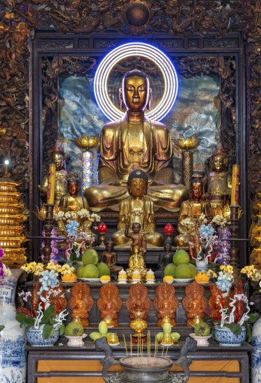 Altar inside the Vinh Trang Temple, My Tho, Mekong Delta, Vietnam, Asia