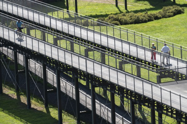 The Nordsternpark, former site of the Nordstern colliery, steel footbridges, connecting bridges,