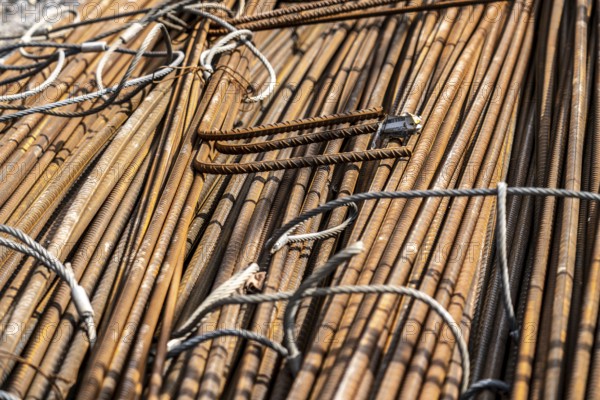 Large construction site, construction iron, reinforcement iron, concrete construction, reinforced