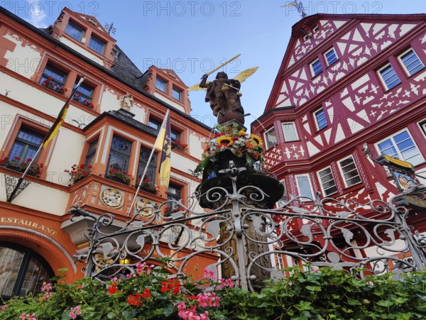 St Michael's Fountain with town hall and gabled half-timbered house, medieval market square, old