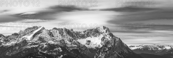 Panorama of the Wetterstein mountains with Alpspitze 2628m and Zugspitze 2962m, Werdenfelser Land,