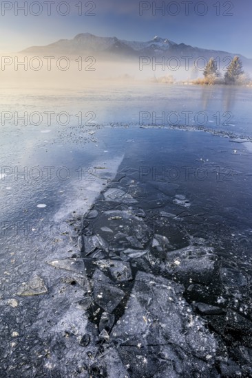 Frozen lake, ice, icy, morning light, fog, winter, mountains, Loisach-Lake Kochel moor, view of