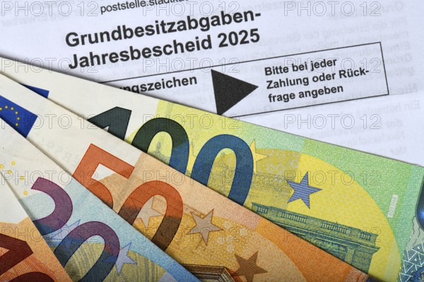 Property tax annual tax assessment 2025, symbolic image property tax reform, property tax,