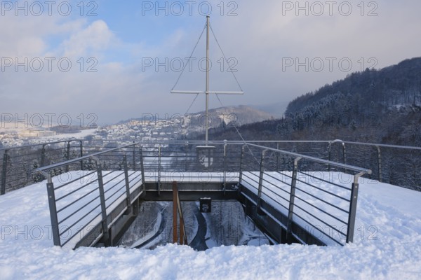 Viewing platform with snow at Hennedamm, Henne-Boulevard, Meschede, Naturpark