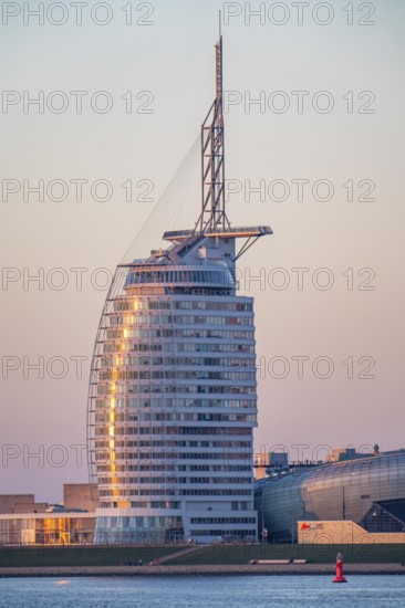 Skyline of Bremerhaven, seen over the Weser, Atlantic Sail City Hotel, Klimahaus, in Bremerhaven,