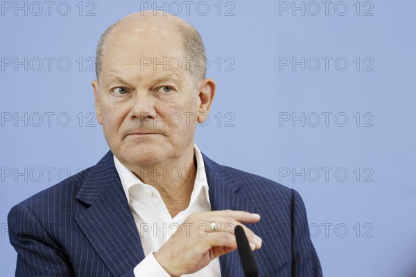Olaf Scholz (SPD), Federal Chancellor, on his way to the Federal Press Conference, bpk, Federal