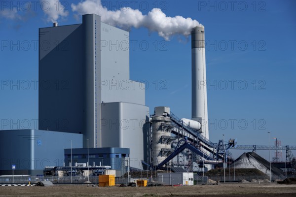 Uniper Maasvlakte power plant, coal-fired power plant, in the seaport of Rotterdam, Netherlands,