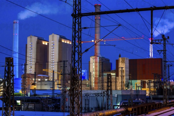 Mainova combined heat and power plant West, burns coal and natural gas to generate electricity and