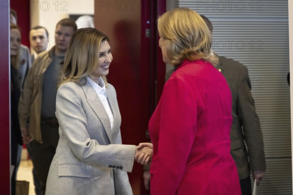 Bundestag President Bärbel Bas, SPD, MdB, receives the woman of the Ukrainian President, Mrs Olena