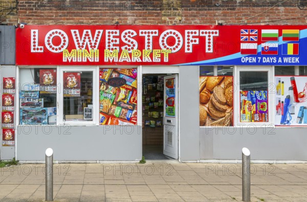 Mini Market shop store open 7 days a week, Kirkley, Lowestoft, Suffolk, England, UK