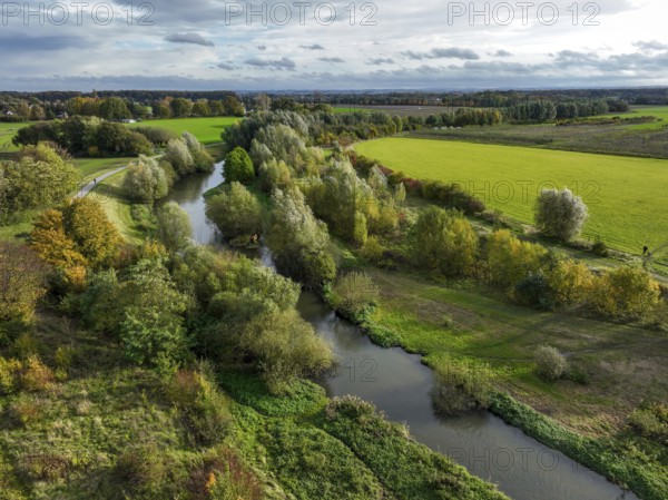 Bergkamen, Ruhr area, North Rhine-Westphalia, Germany, autumn landscape on the Seseke. The
